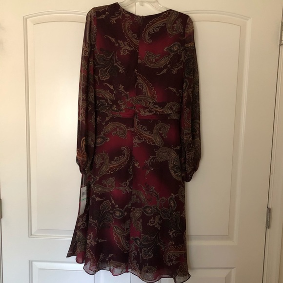 London Time Dress - Picture 5 of 9